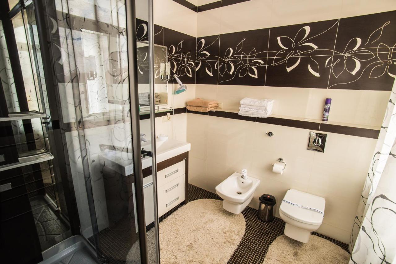 Hotel Villa Venice Vinnicja Kültér fotó